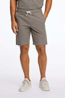 Casual shorts