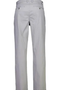 Chinos