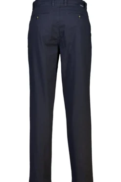 Chinos
