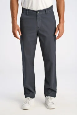 Chinos