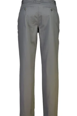 Chinos