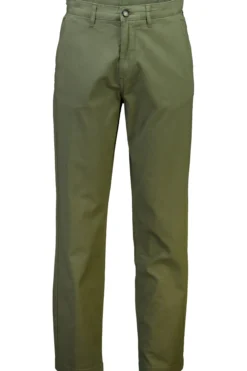Chinos