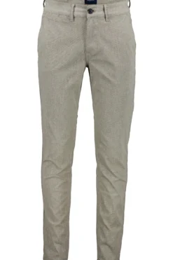 Chinos