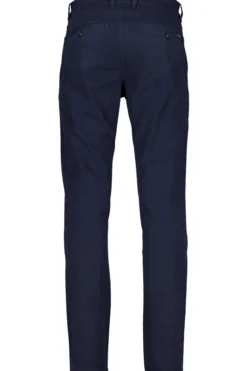 Chinos