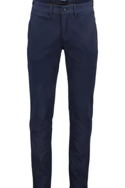 Chinos