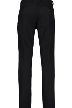 Chinos