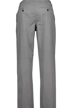 Chinos
