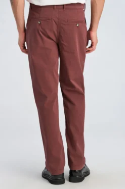 Chinos