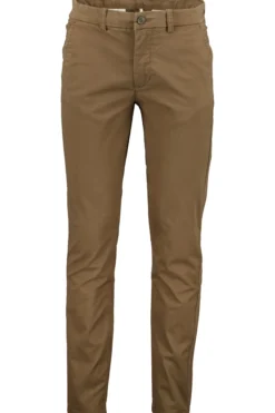 Chinos