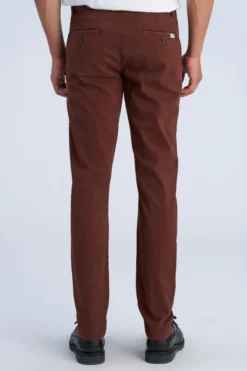 Chinos