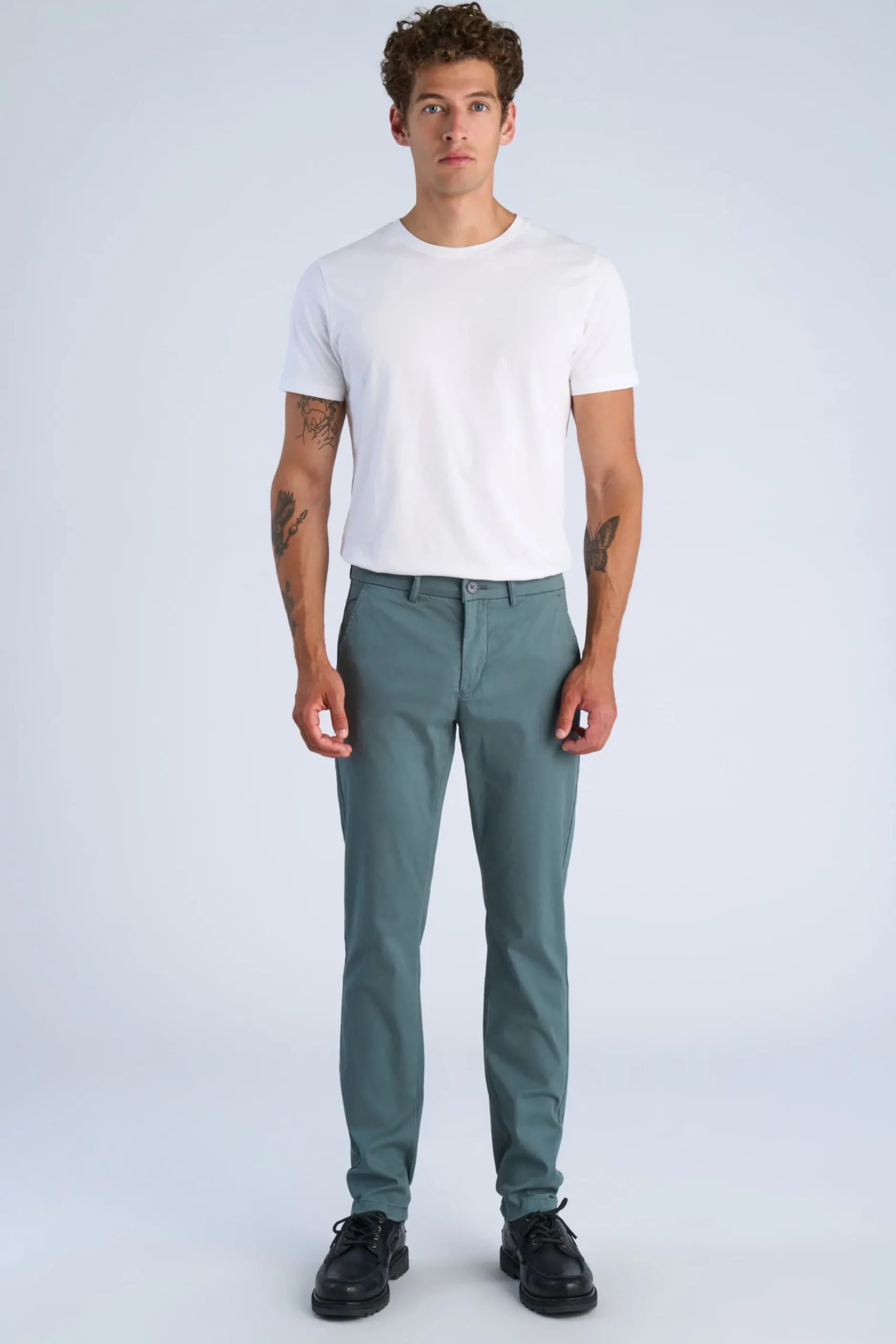Chinos
