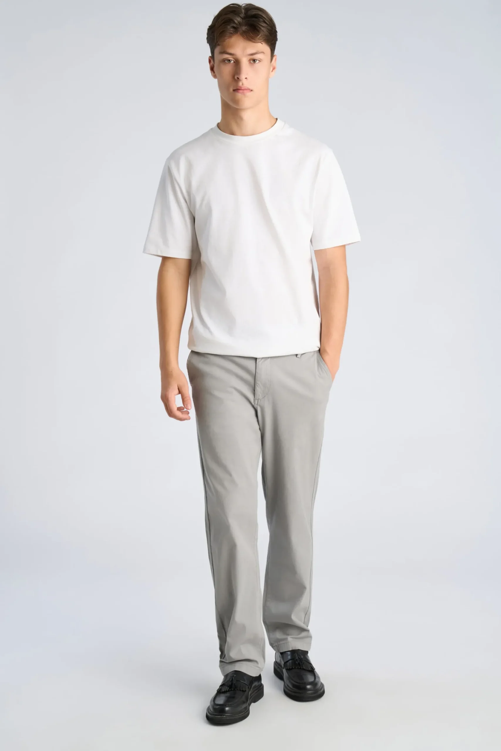 Chinos