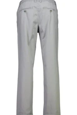 Chinos