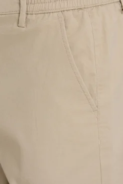 Chinos