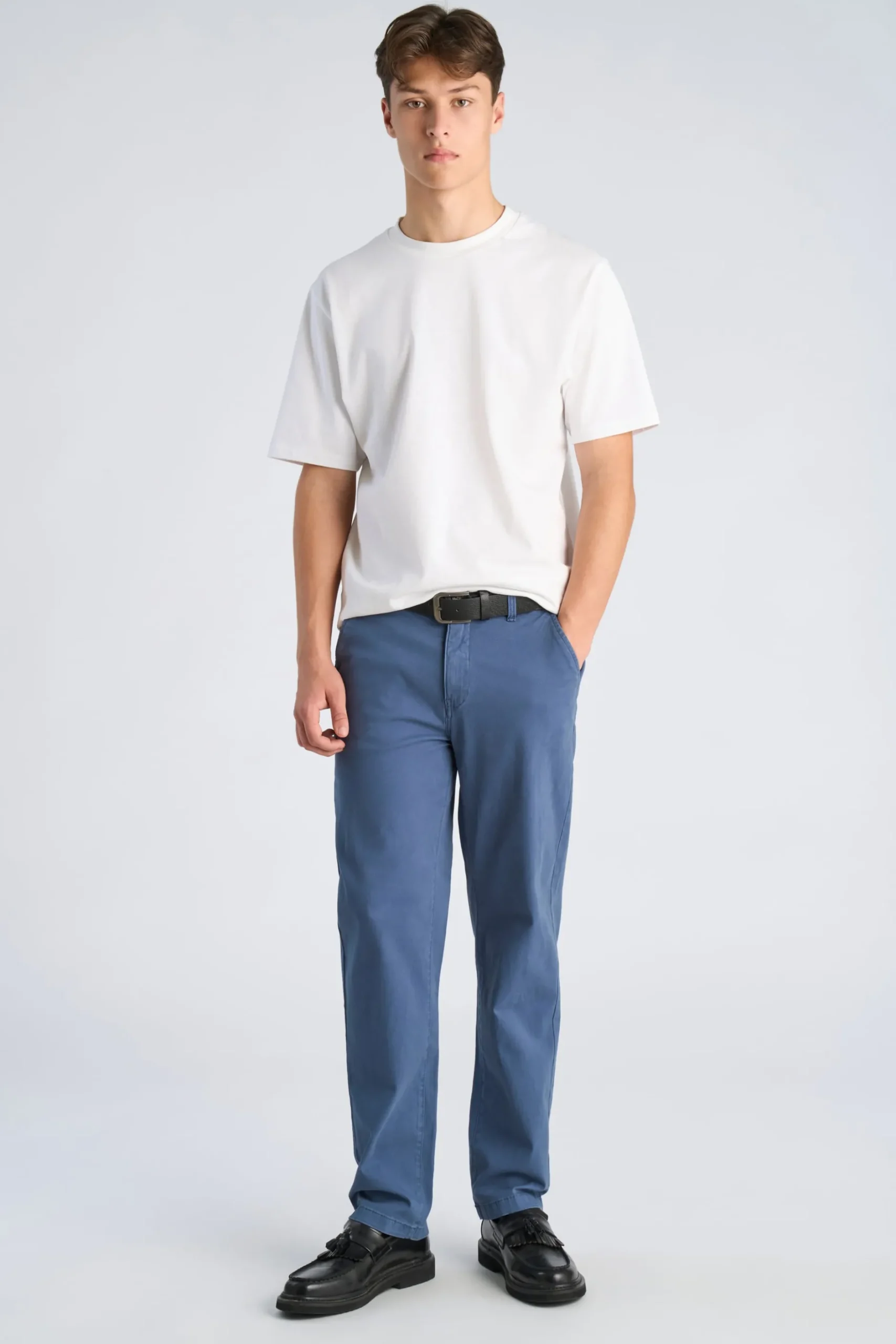 Chinos