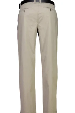 Chinos