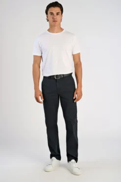Chinos