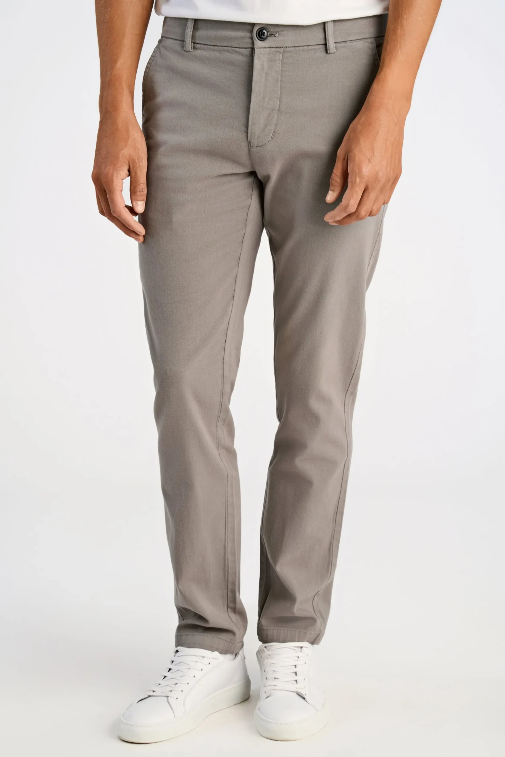Chinos