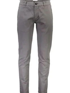 Chinos