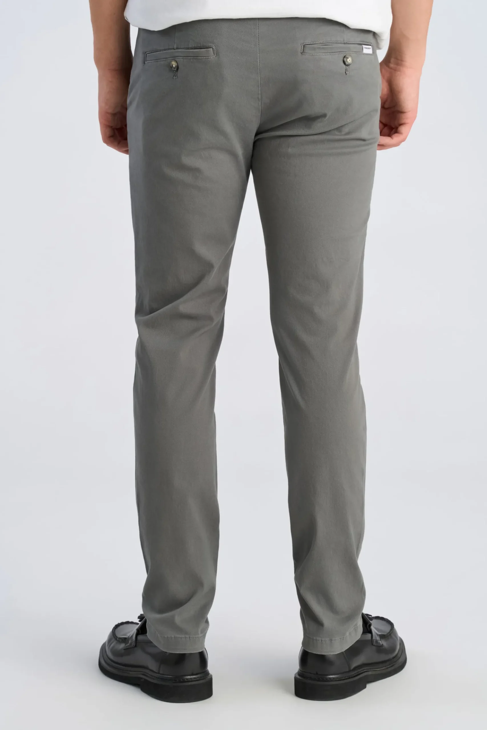 Chinos