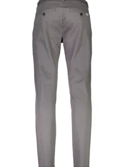 Chinos