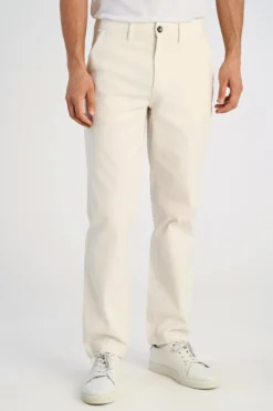 Chinos