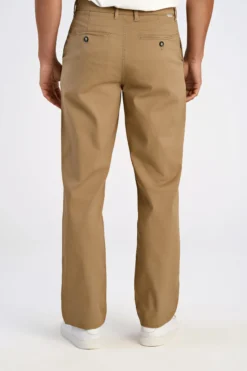 Chinos