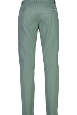 Chinos