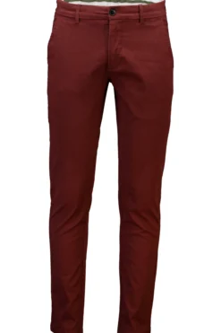 Chinos