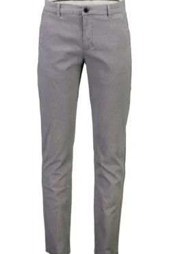Chinos
