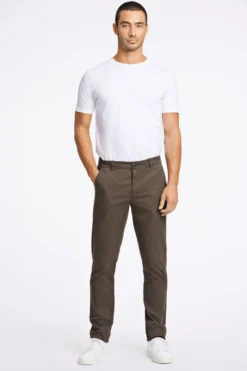 Chinos