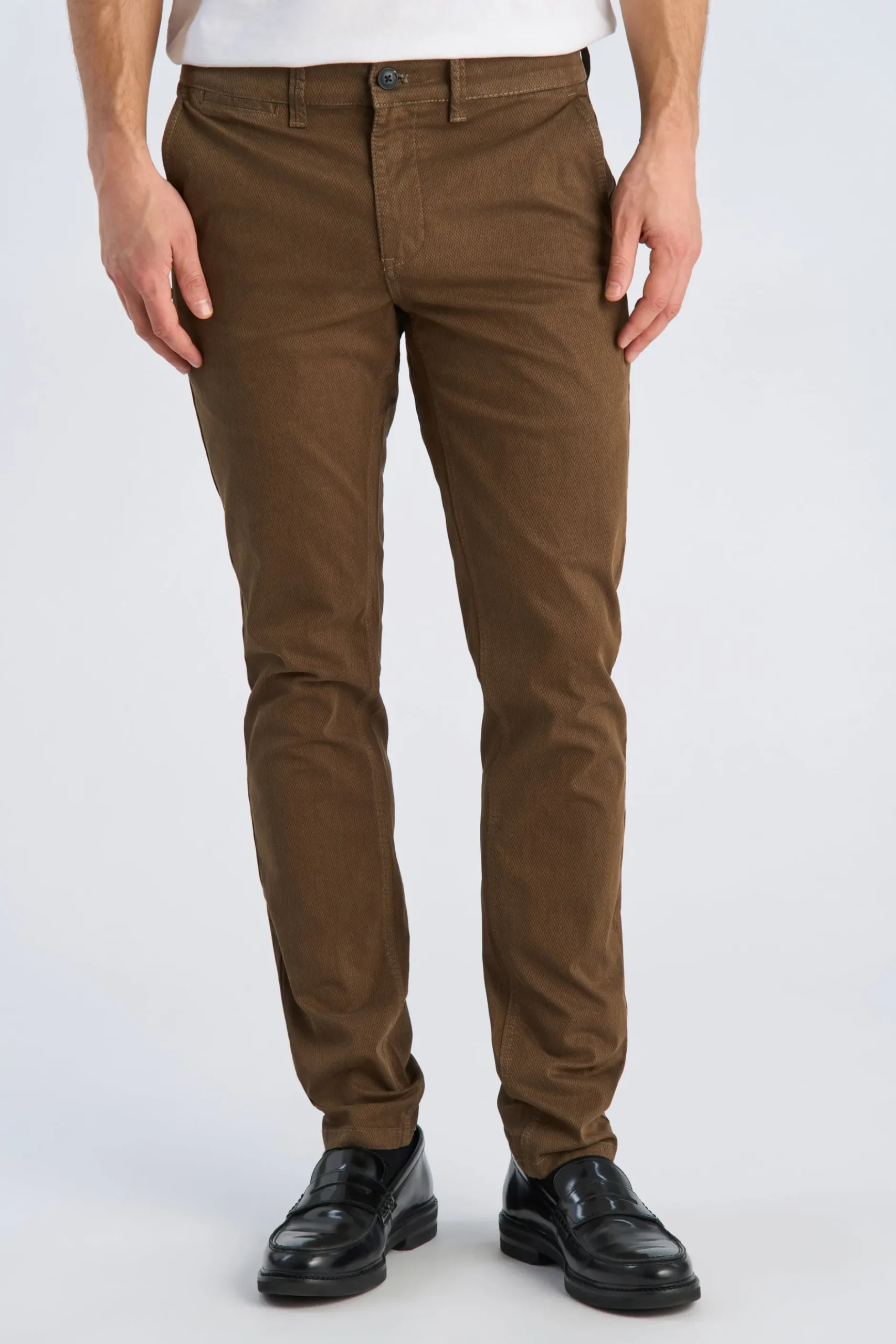 Chinos