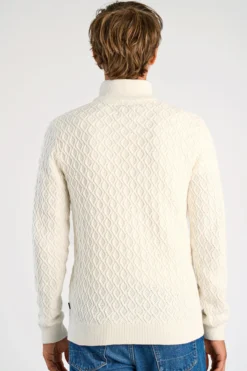 Half-zip