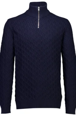 Half-zip