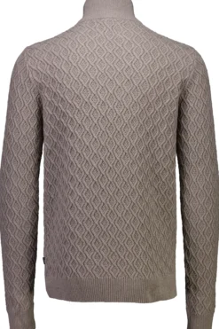 Half-zip