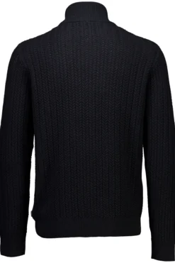 Half-zip