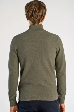 Half-zip
