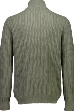 Half-zip