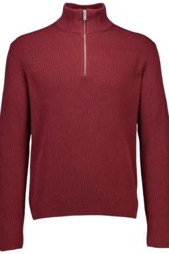 Half-zip