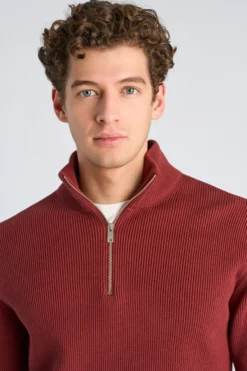 Half-zip