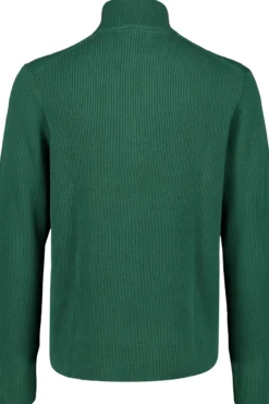 Half-zip
