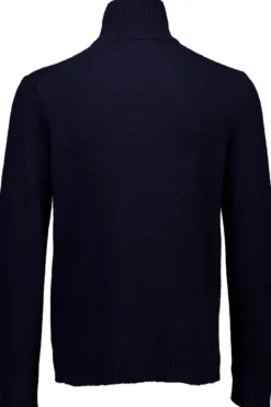 Half-zip