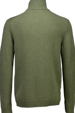 Half-zip