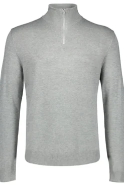 Half-zip