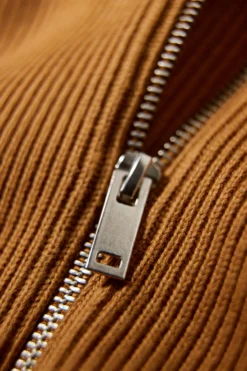 Half-zip