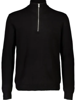 Half-zip