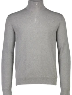 Half-zip