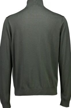 Half-zip