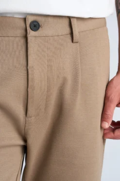 Performance shorts